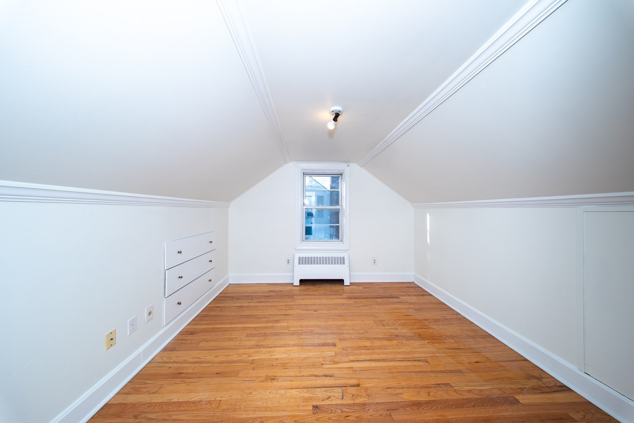 804 County St, Somerset, MA 02726 - Image 4