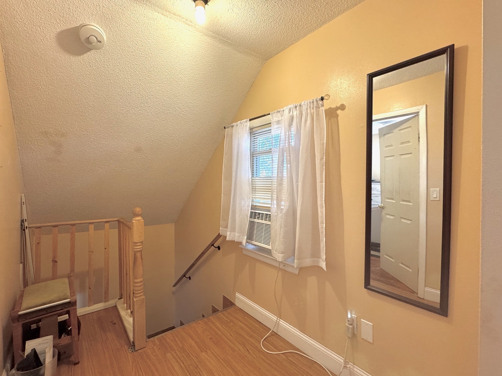 58 Eureka St, Springfield, MA 01104 - Image 13