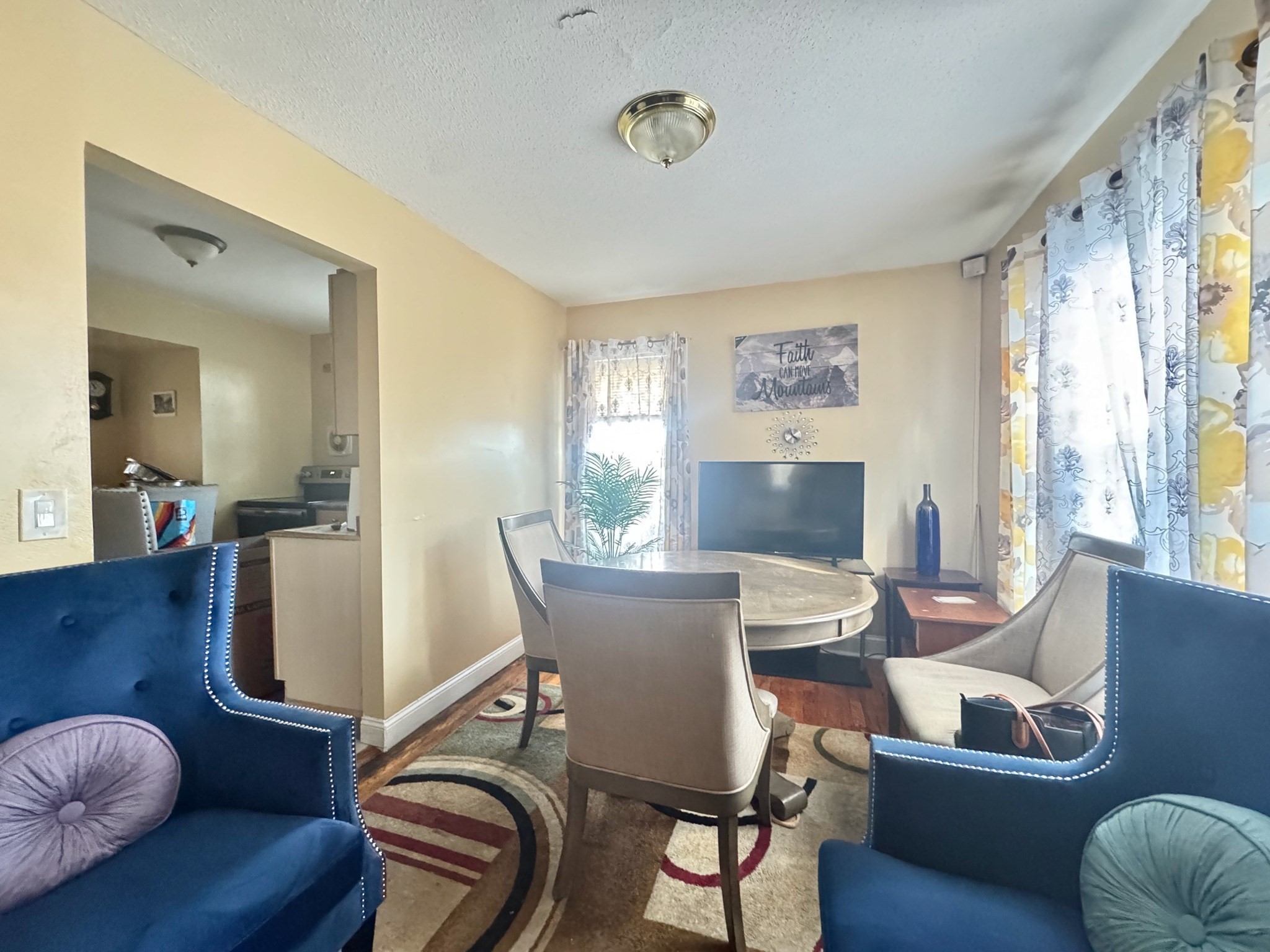 58 Eureka St, Springfield, MA 01104 - Image 4