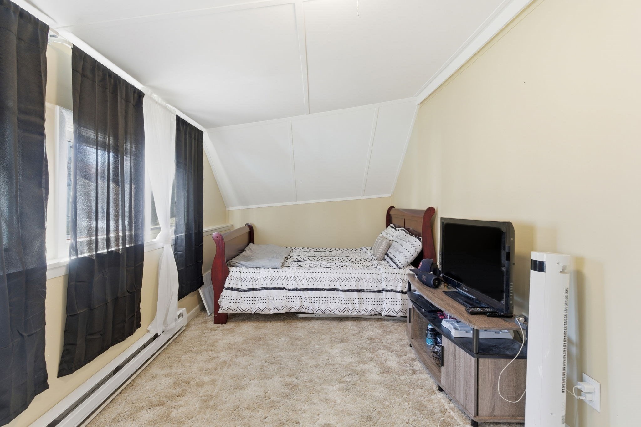 93 Robinson St, Lynn, MA 01905 - Image 16