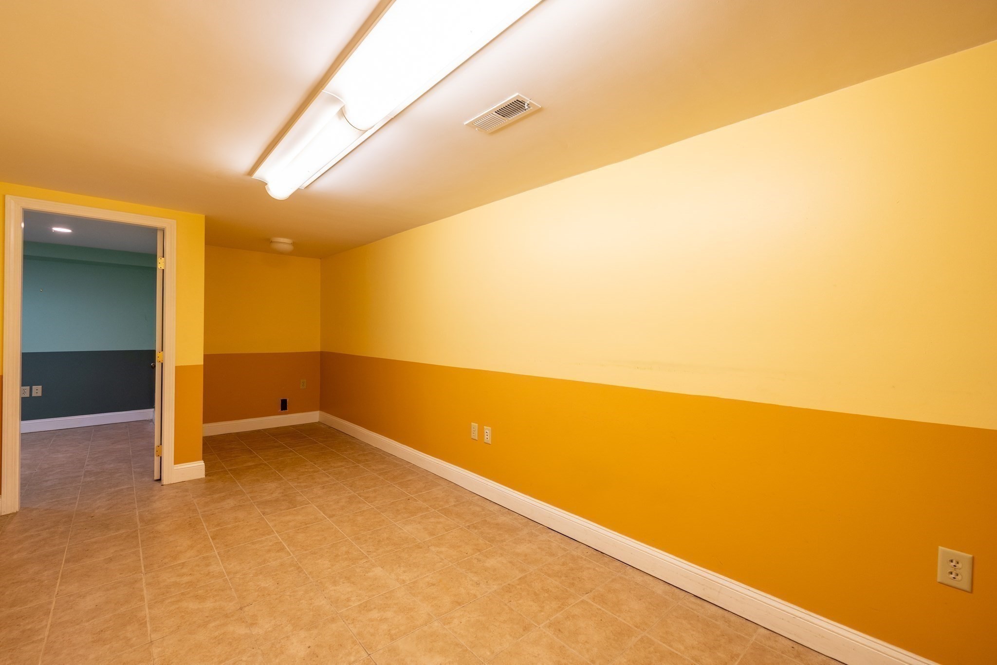 567 Talbot Ave Unit 567, Dorchester, Boston, MA 02124 - Image 8