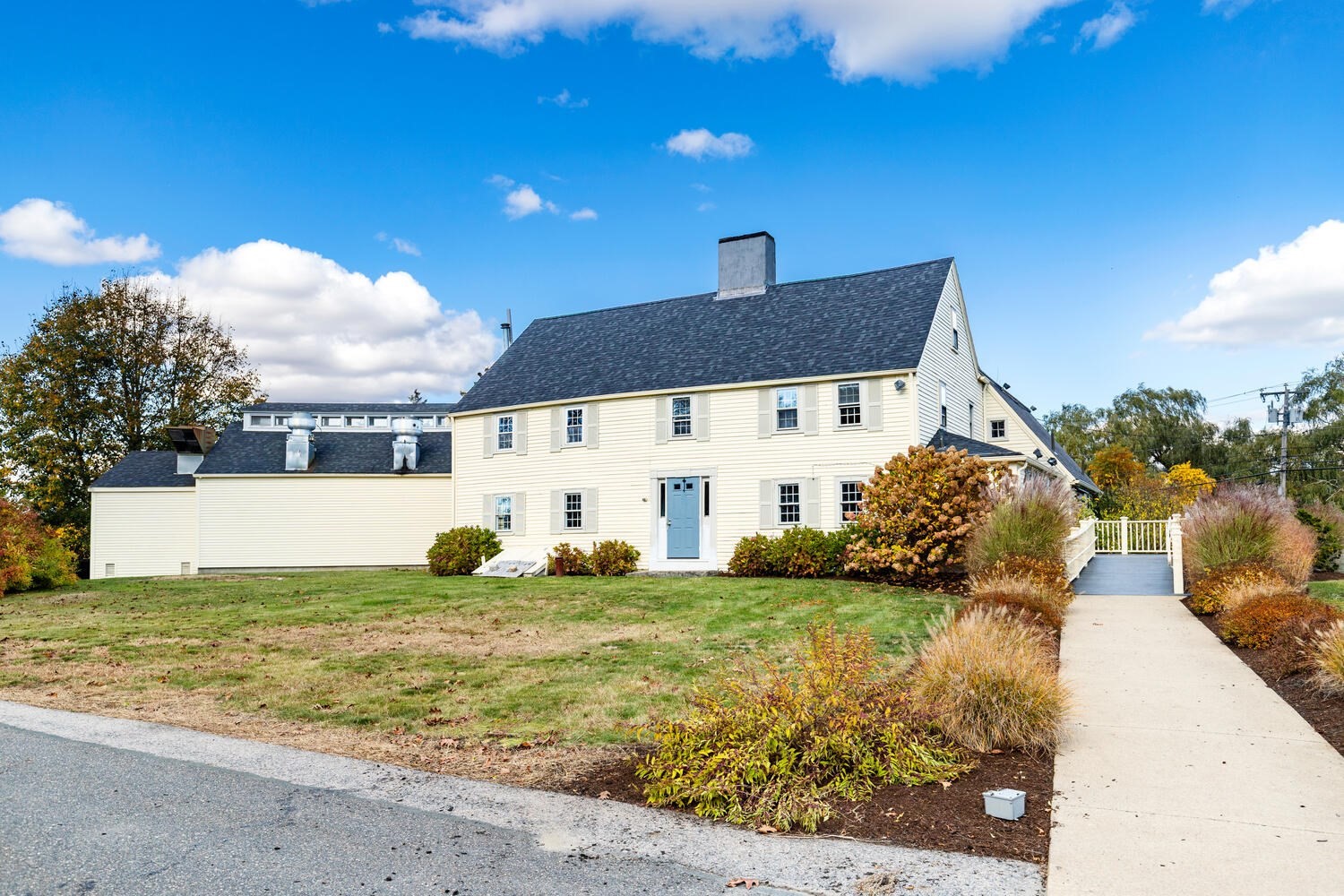 109 Eastern Ave, Essex, MA 01929 - Image 1