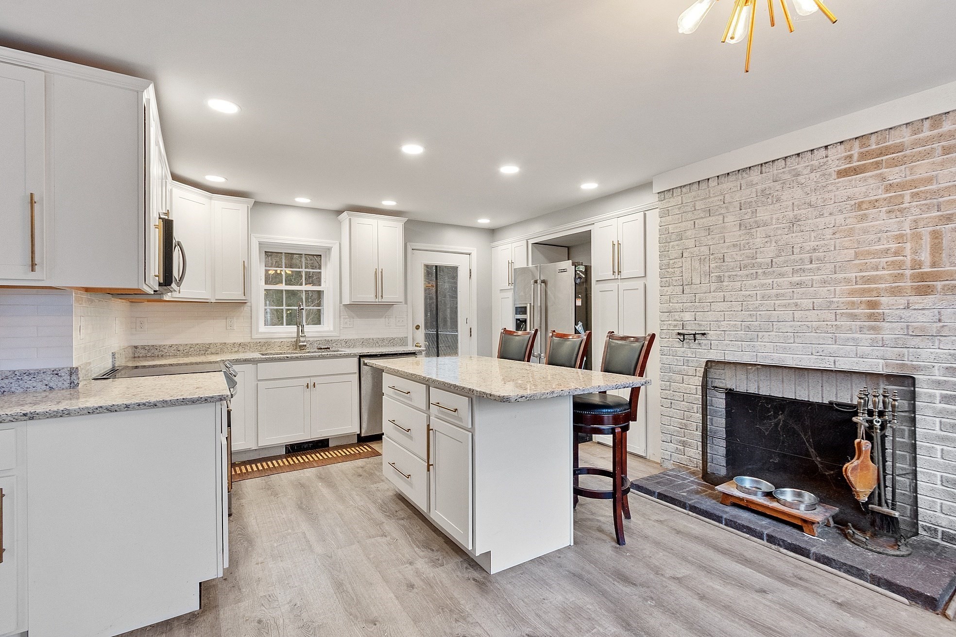 91 Valley Rd, Lunenburg, MA 01462 - Image 8