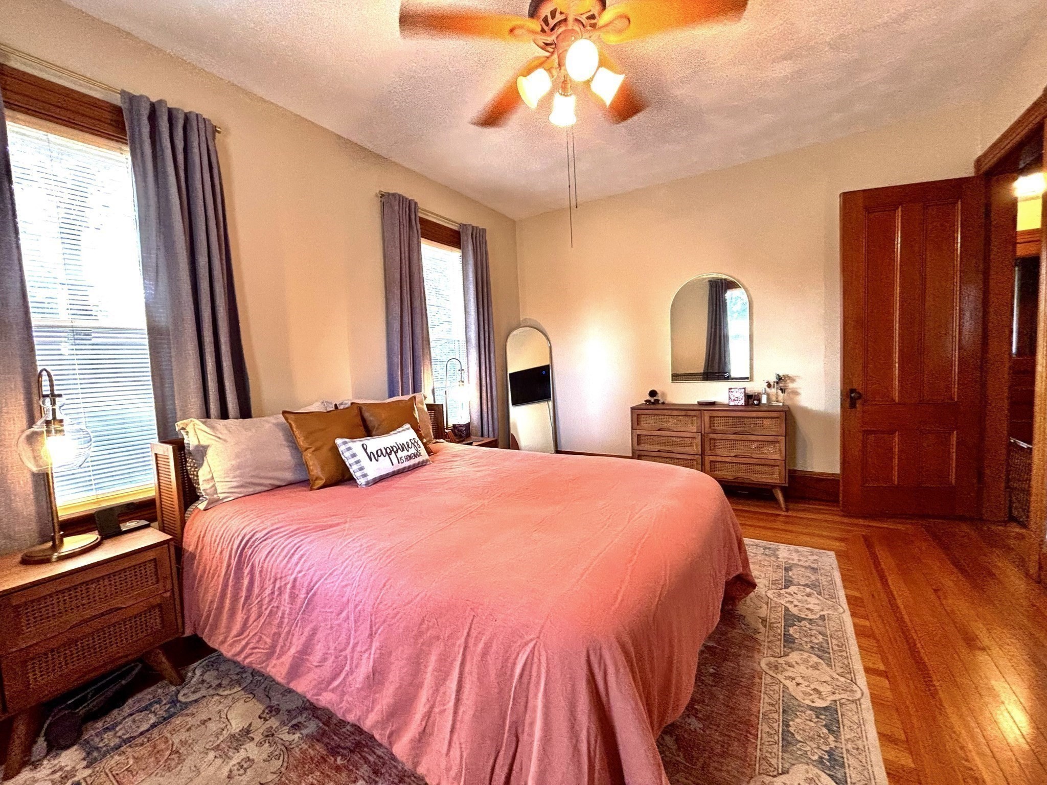 104 Saint James Ave, Holyoke, MA 01040 - Image 9