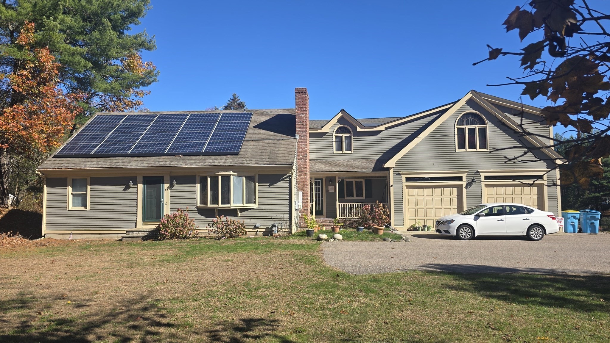 64 Village St, Millis, MA 02054