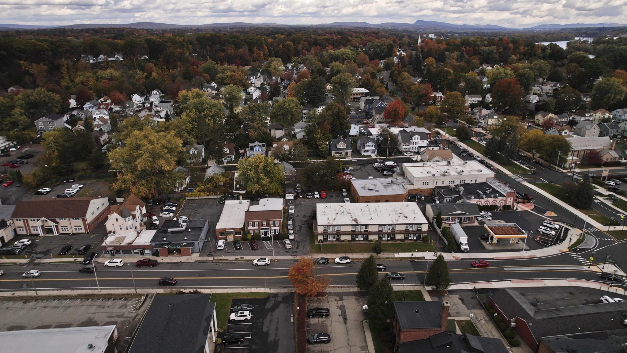 62 Westfield St, West Springfield, MA 01089 - Image 1