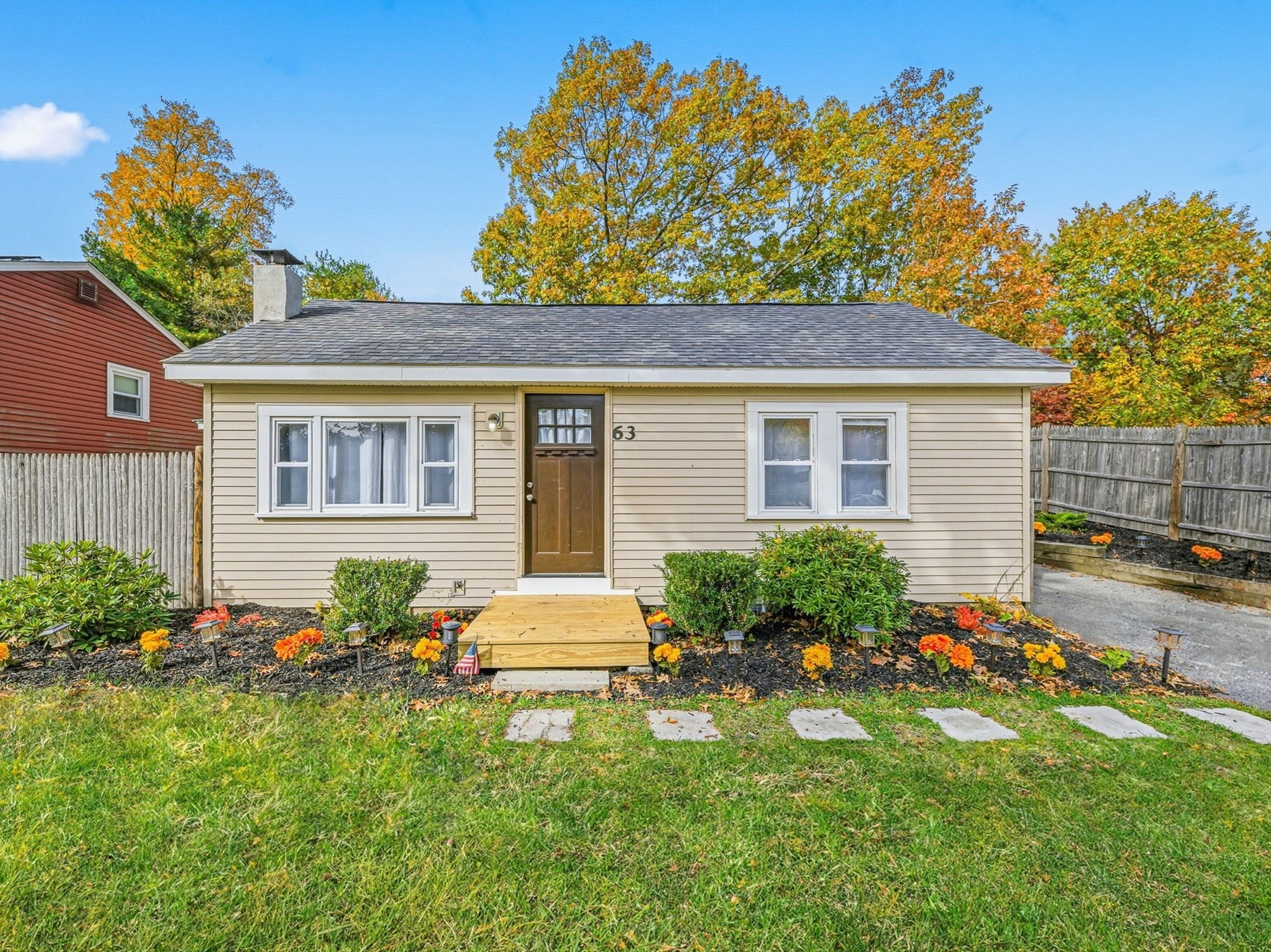 63 Juniper Rd, Holbrook, MA 02343