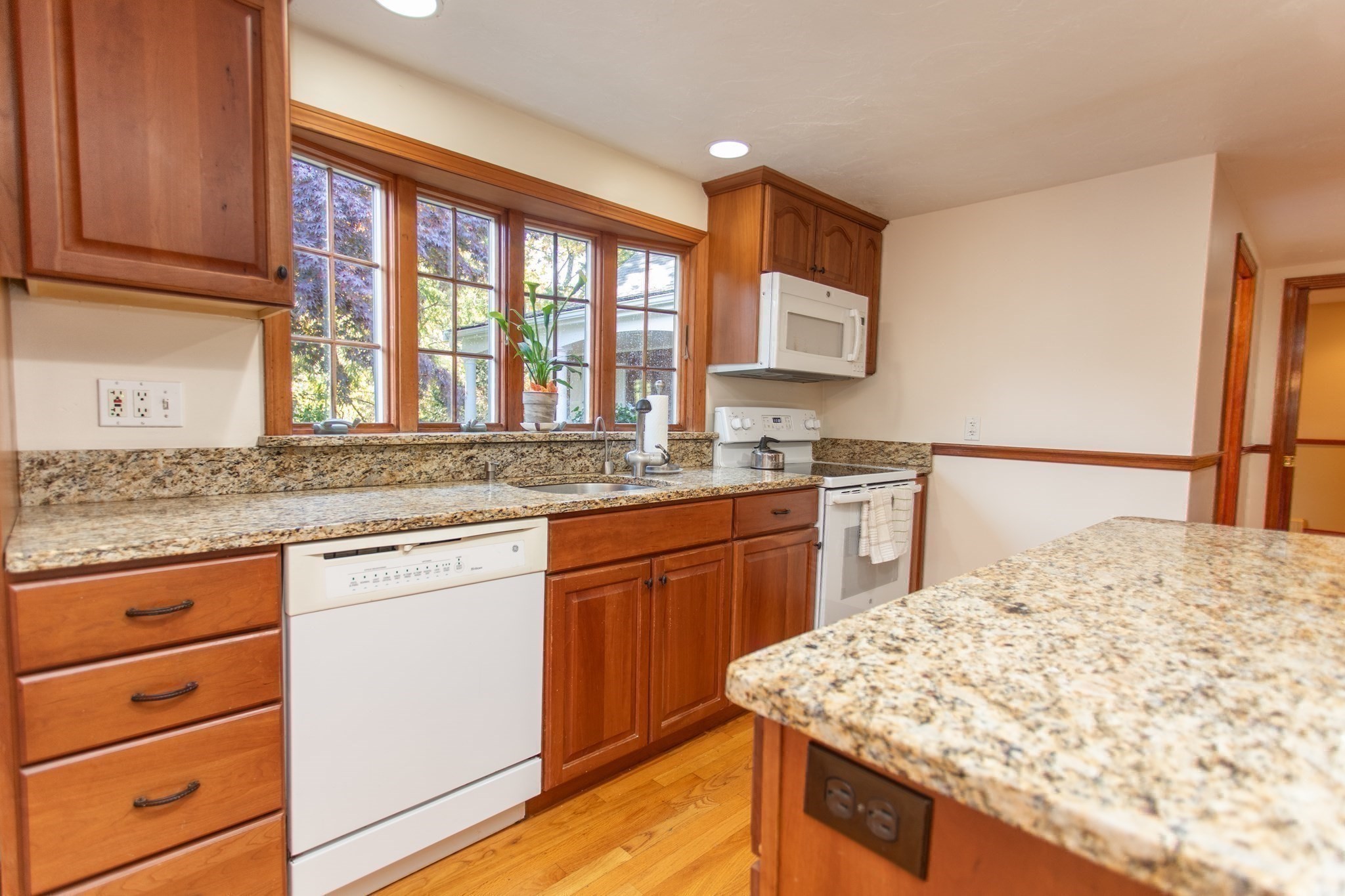 200 Plympton Rd, Plymouth, MA 02360 - Image 15