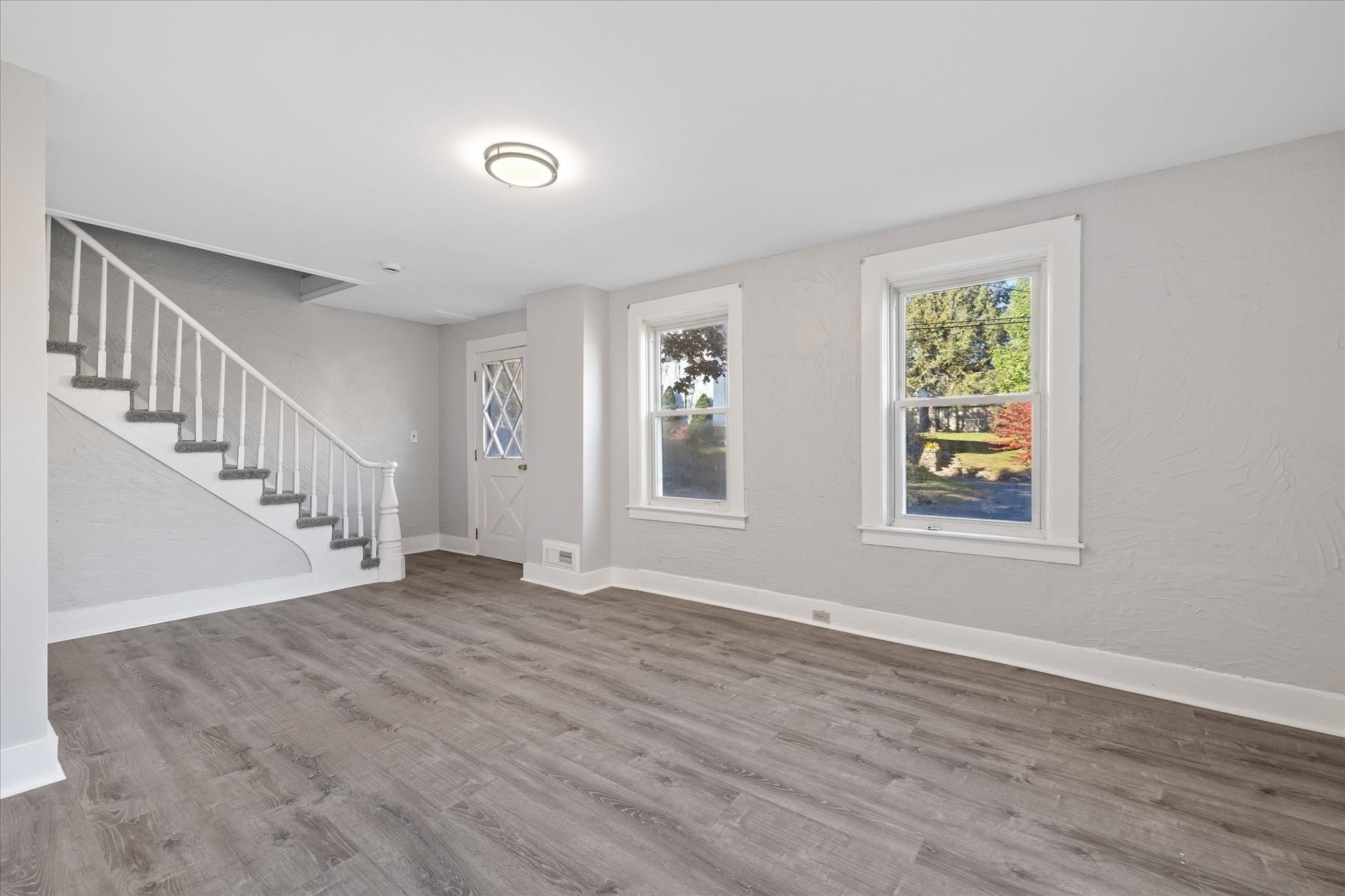 17 Otis St, Warren, MA 01083 - Image 11