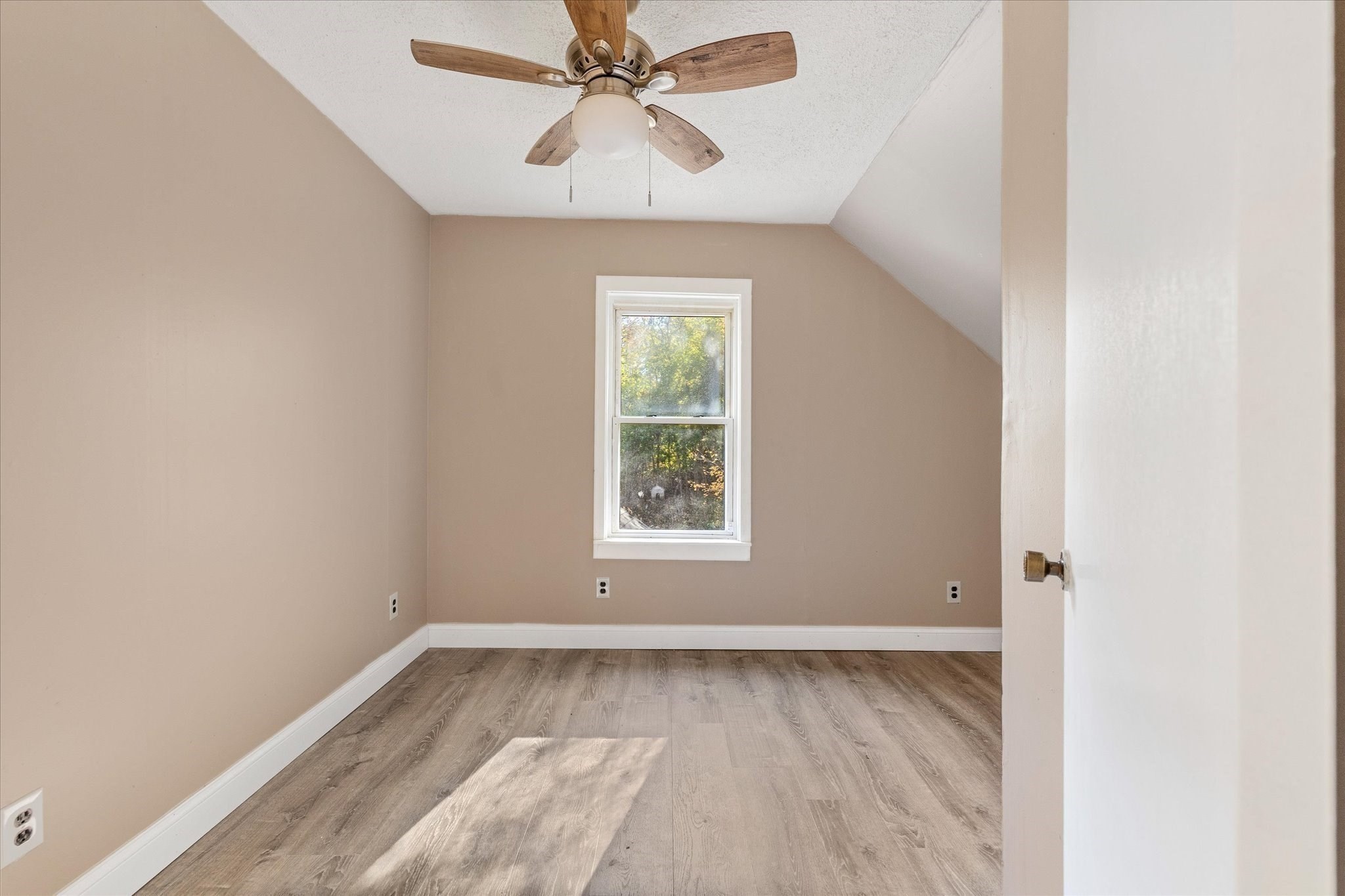 17 Otis St, Warren, MA 01083 - Image 19