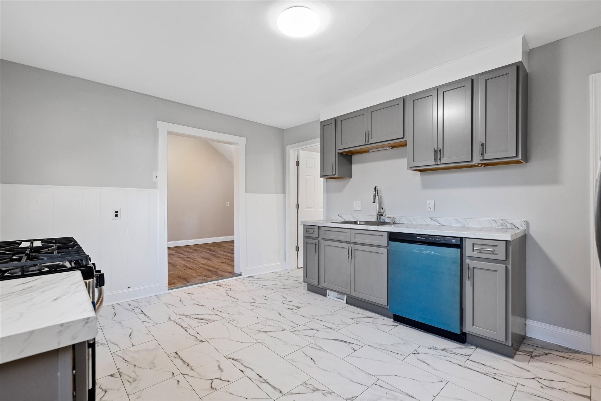 17 Otis St, Warren, MA 01083 - Image 5