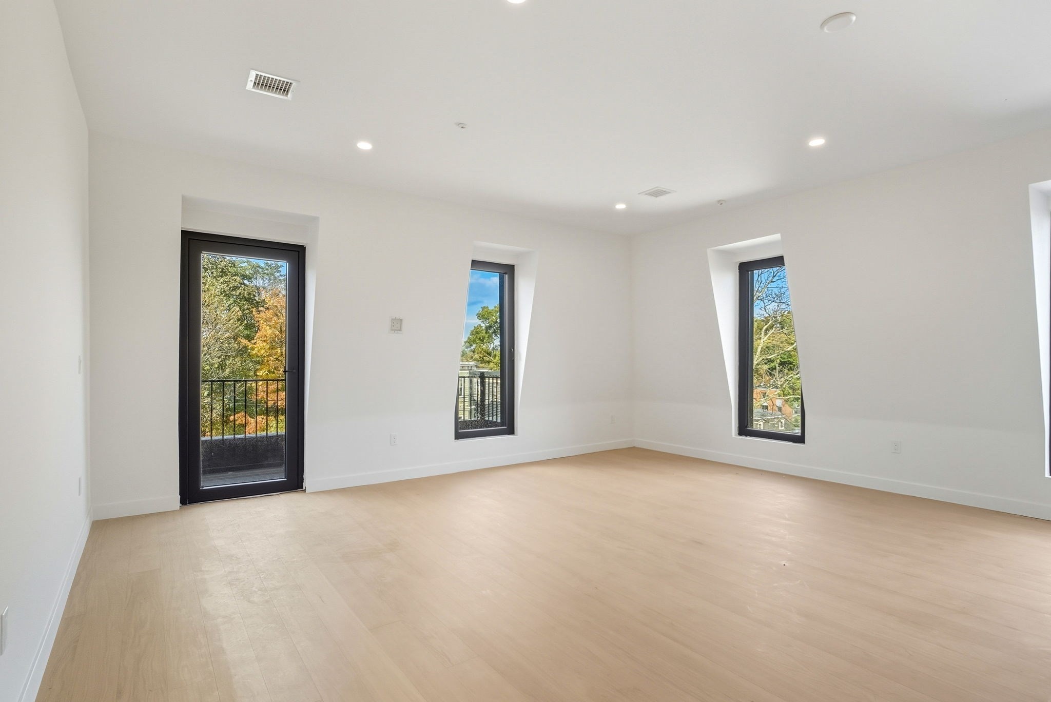 22 High Street Unit PH11, Dorchester, Boston, MA 02122 - Image 5