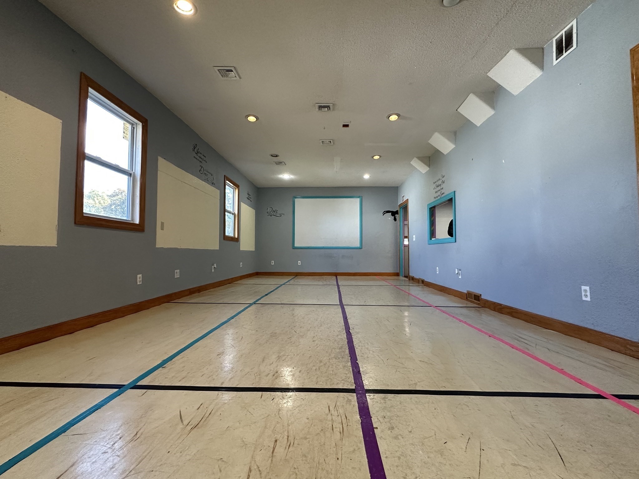 386 Chicopee Street, Chicopee, MA 01013 - Image 9