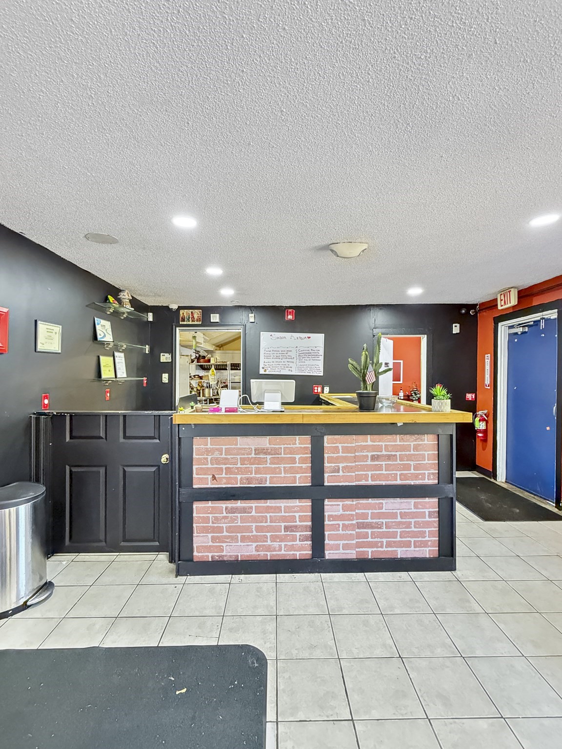 301 Lancaster St, Leominster, MA 01453 - Image 1