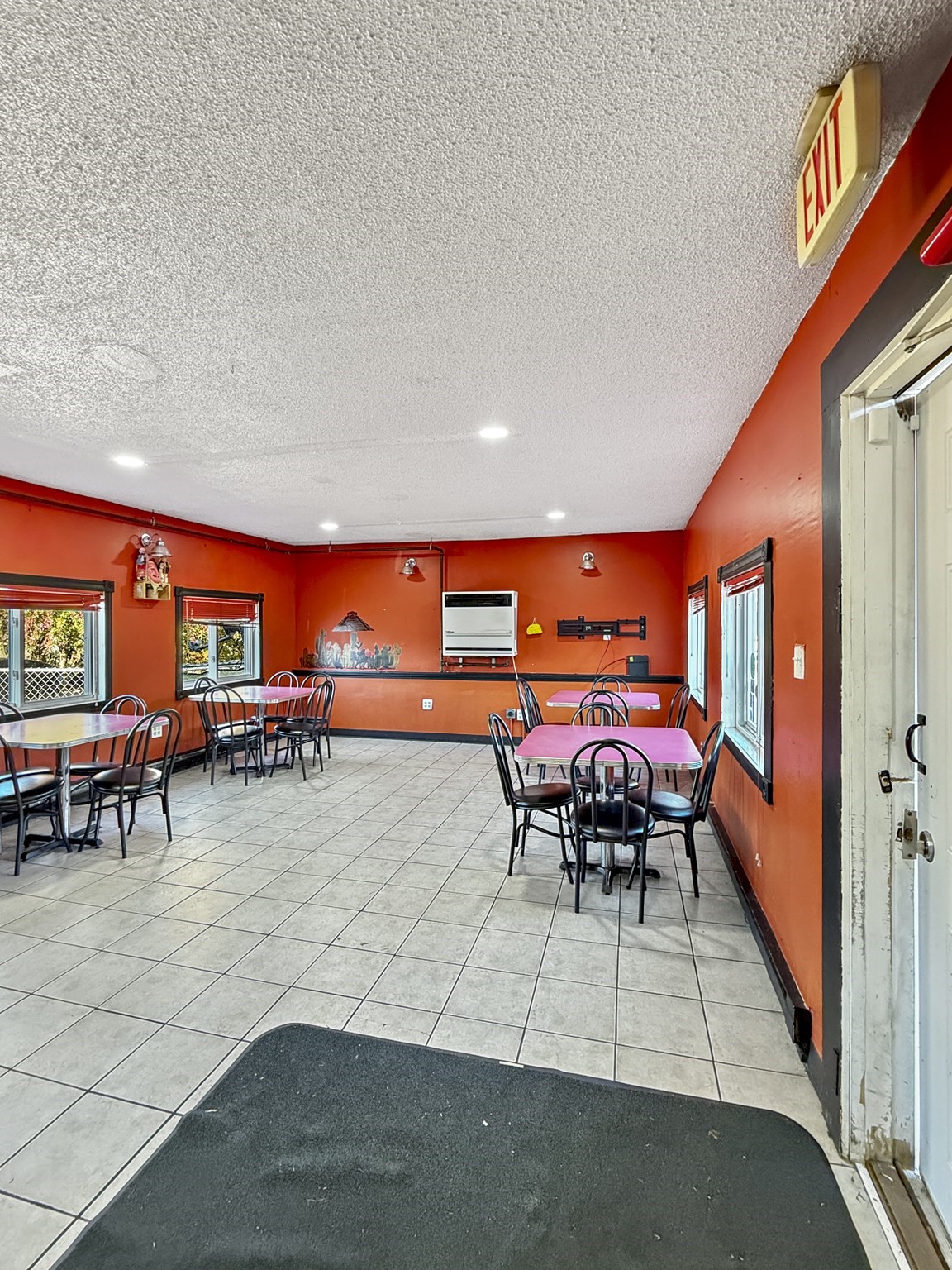 301 Lancaster St, Leominster, MA 01453 - Image 3