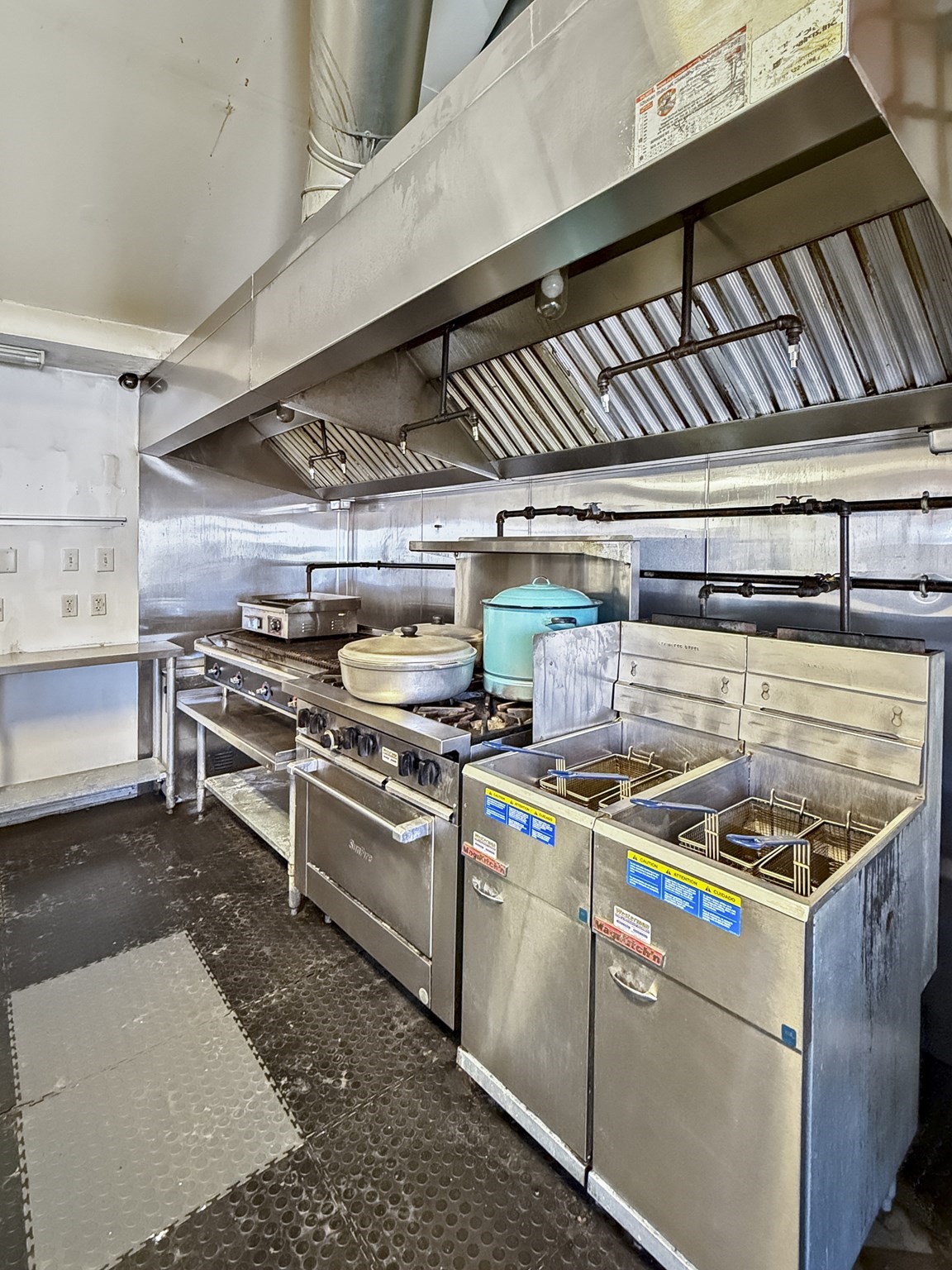 301 Lancaster St, Leominster, MA 01453 - Image 8