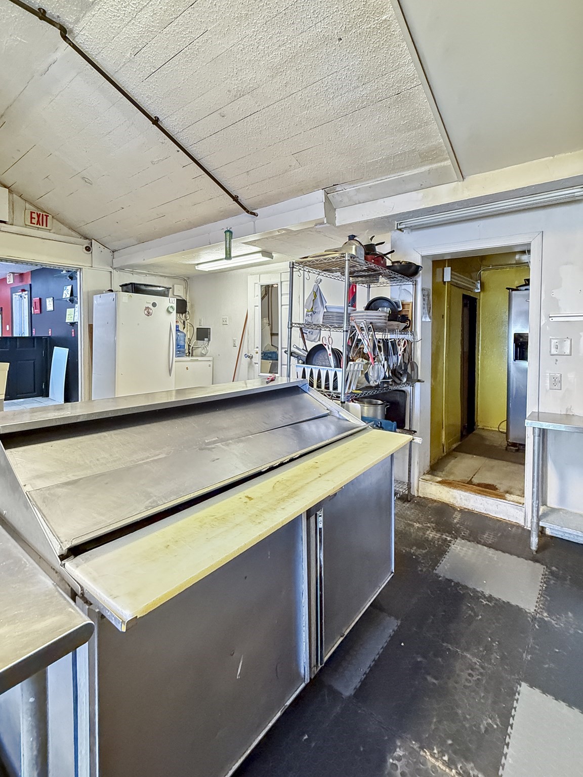 301 Lancaster St, Leominster, MA 01453 - Image 9