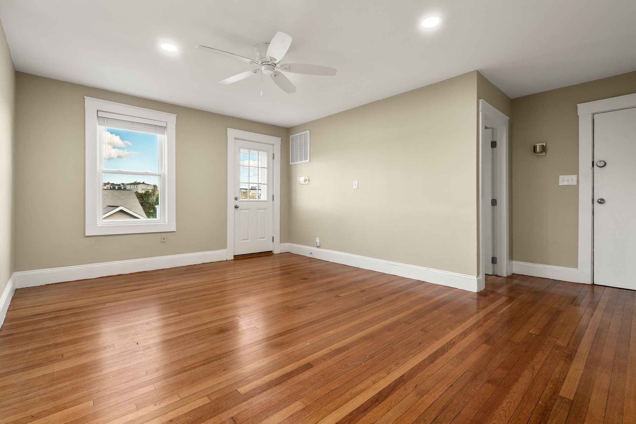 38 Juniper, Fort Hill, Boston, MA 02119 - Image 10