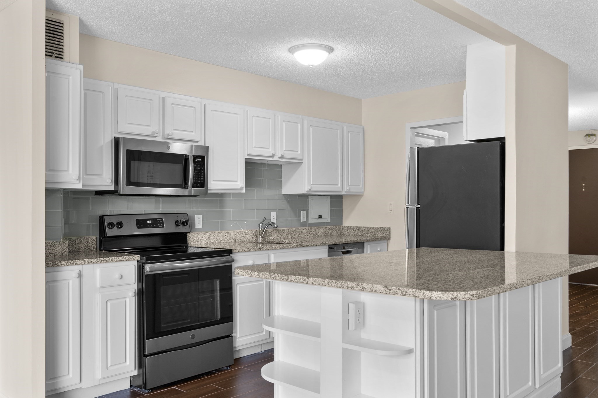 60 Longwood Ave Unit 307, Brookline, MA 02446 - Image 4