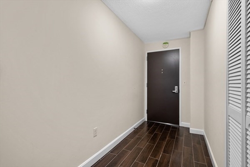 60 Longwood Ave, Apt 307