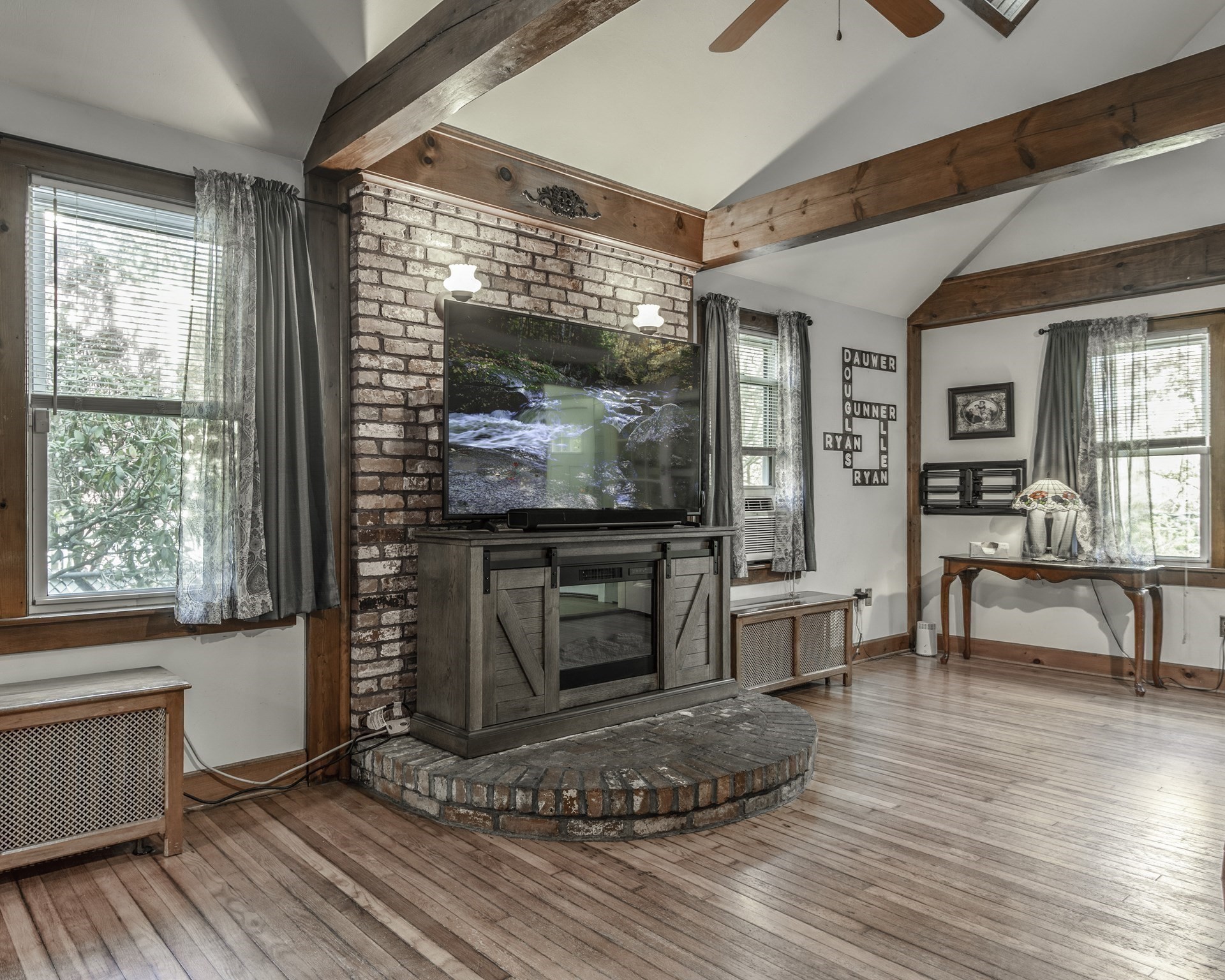 39 Central St, Middleton, MA 01949 - Image 2