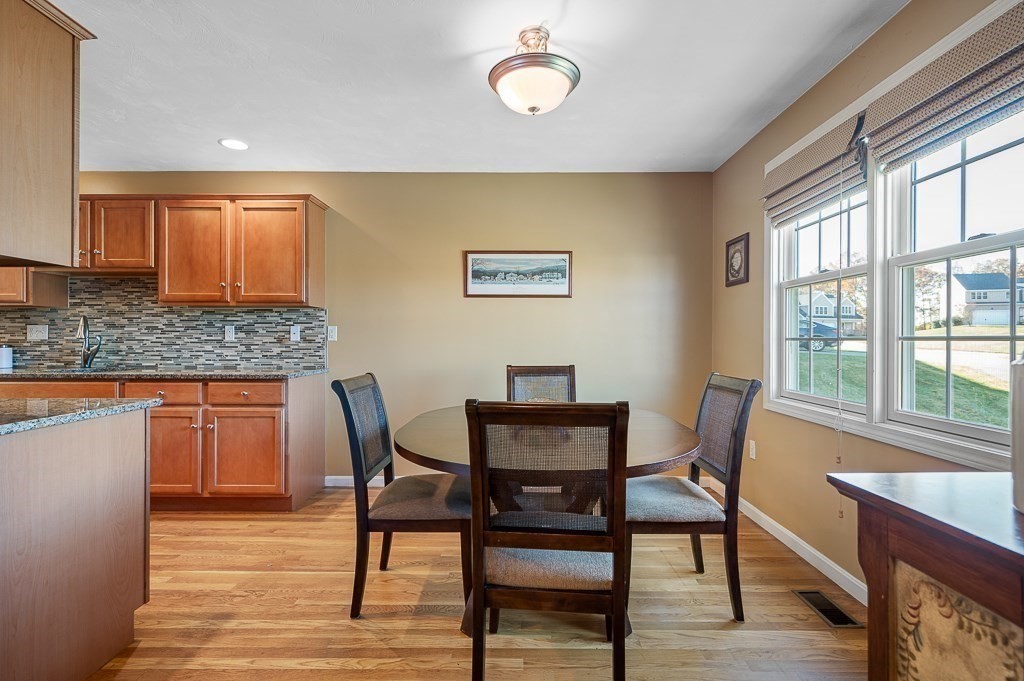 115 Ariel Circle Unit 115, Sutton, MA 01590 - Image 6