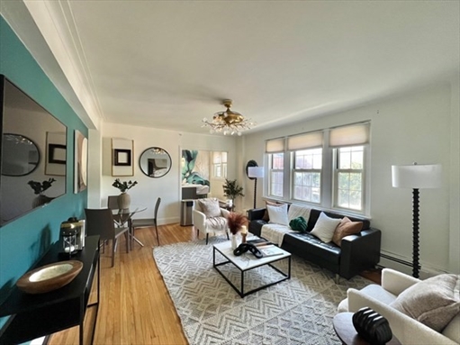 1450-1550 Beacon, Apt 744