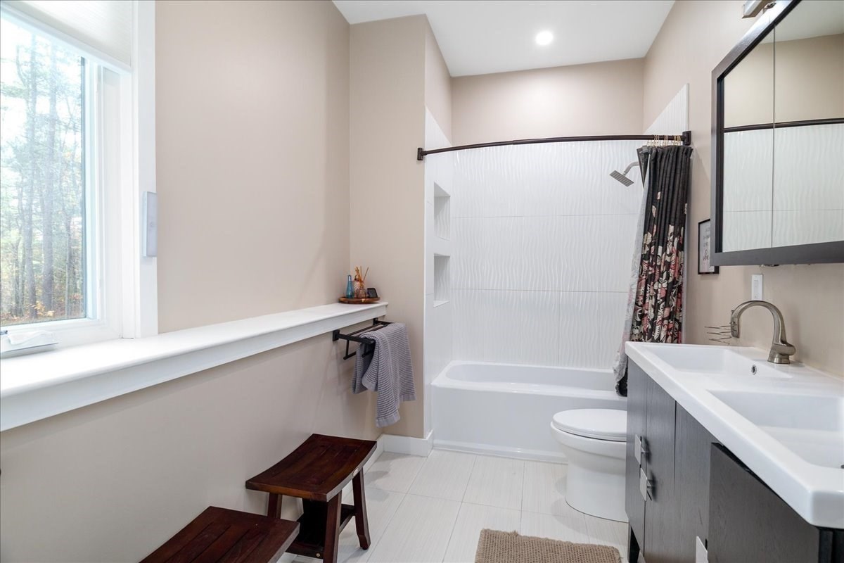 145 W River Street, Upton, MA 01568 - Image 18