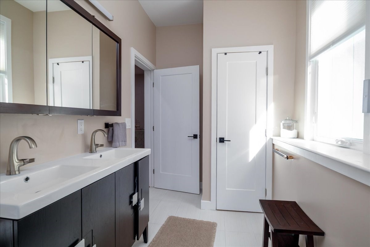 145 W River Street, Upton, MA 01568 - Image 20