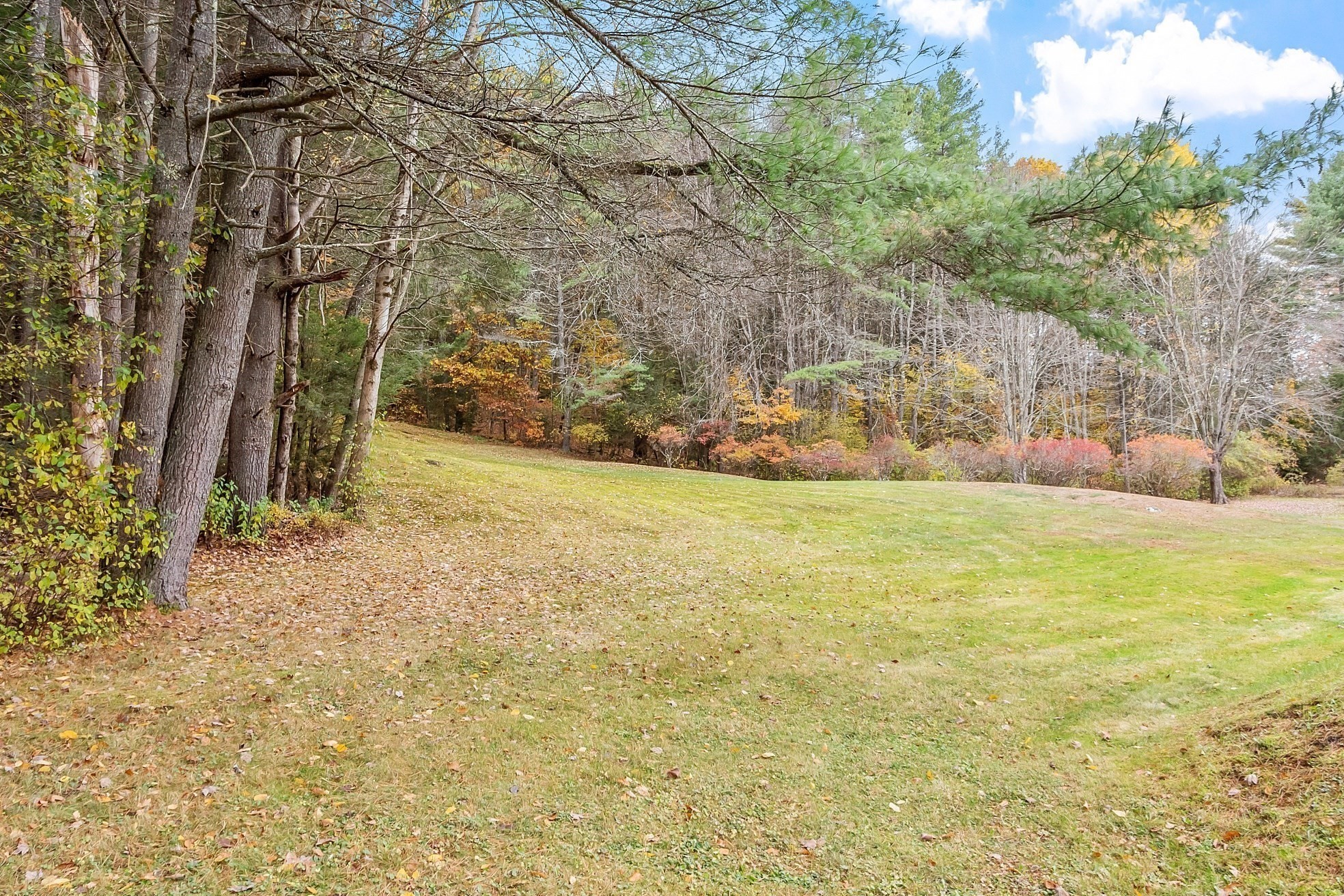 490 S Main St, Orange, MA 01364 - Image 30