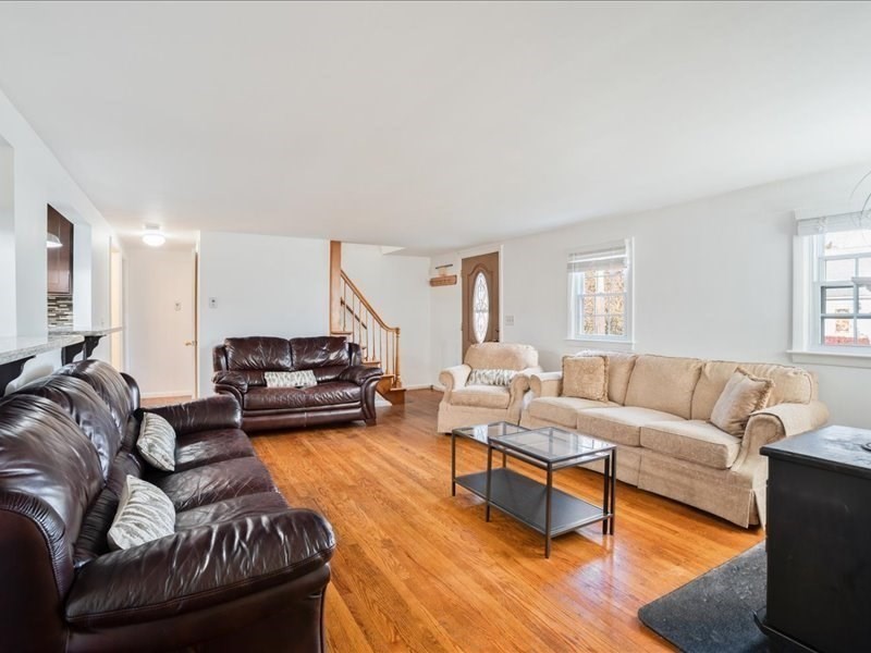 39 Columbia St, North Attleboro, MA 02760 - Image 8