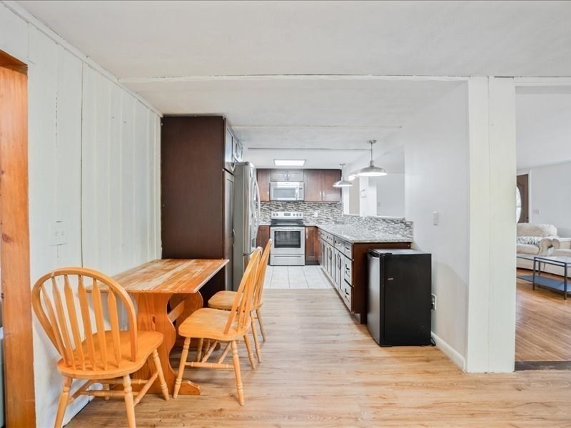 39 Columbia St, North Attleboro, MA 02760 - Image 10