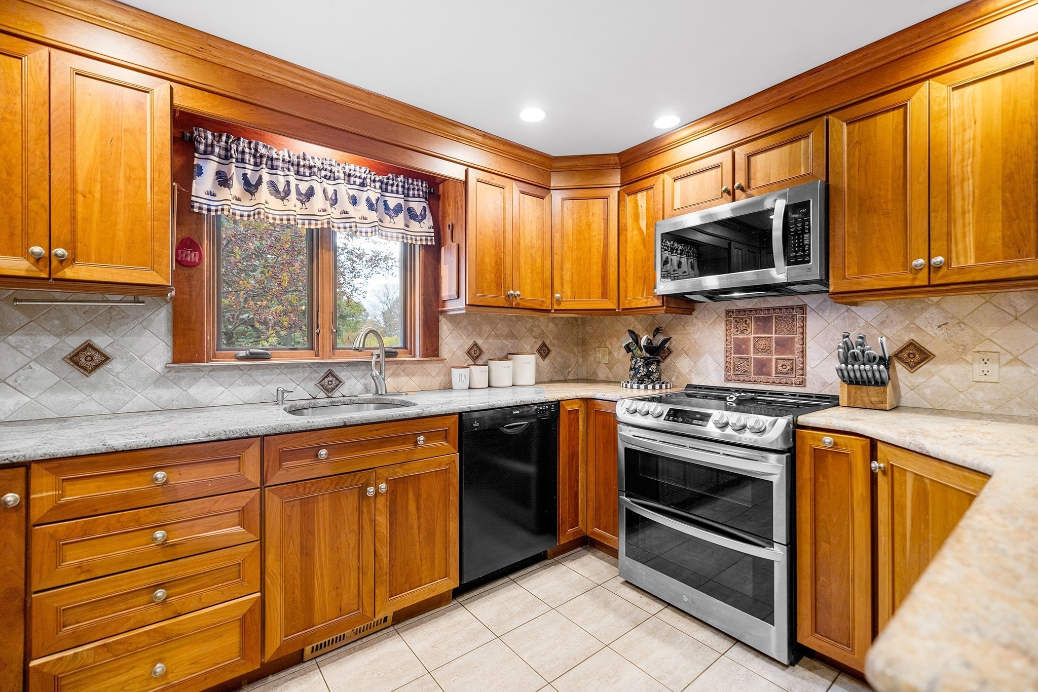 4 Lincoln St, Lunenburg, MA 01462 - Image 12