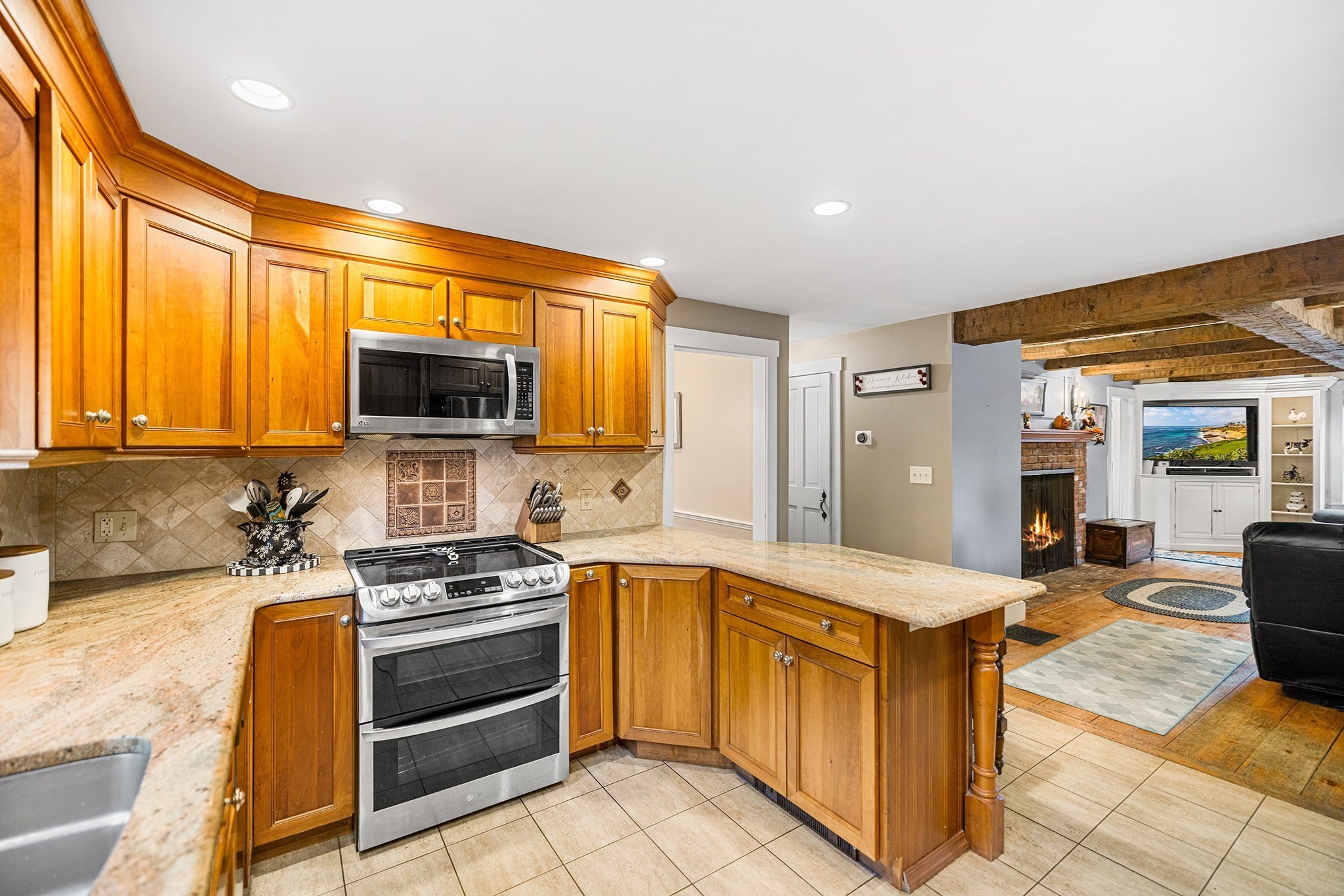 4 Lincoln St, Lunenburg, MA 01462 - Image 13