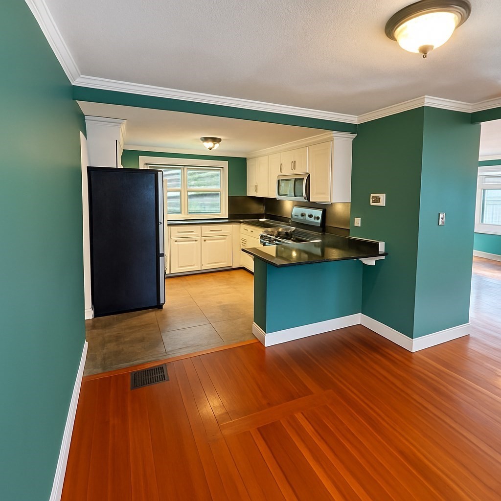 129 Lake St, Waltham, MA 02451 - Image 11