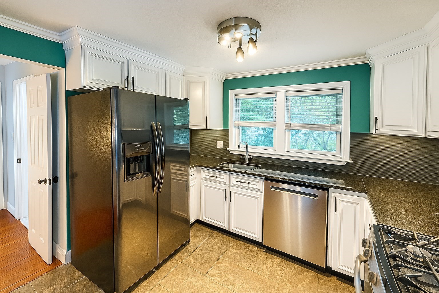 129 Lake St, Waltham, MA 02451 - Image 14