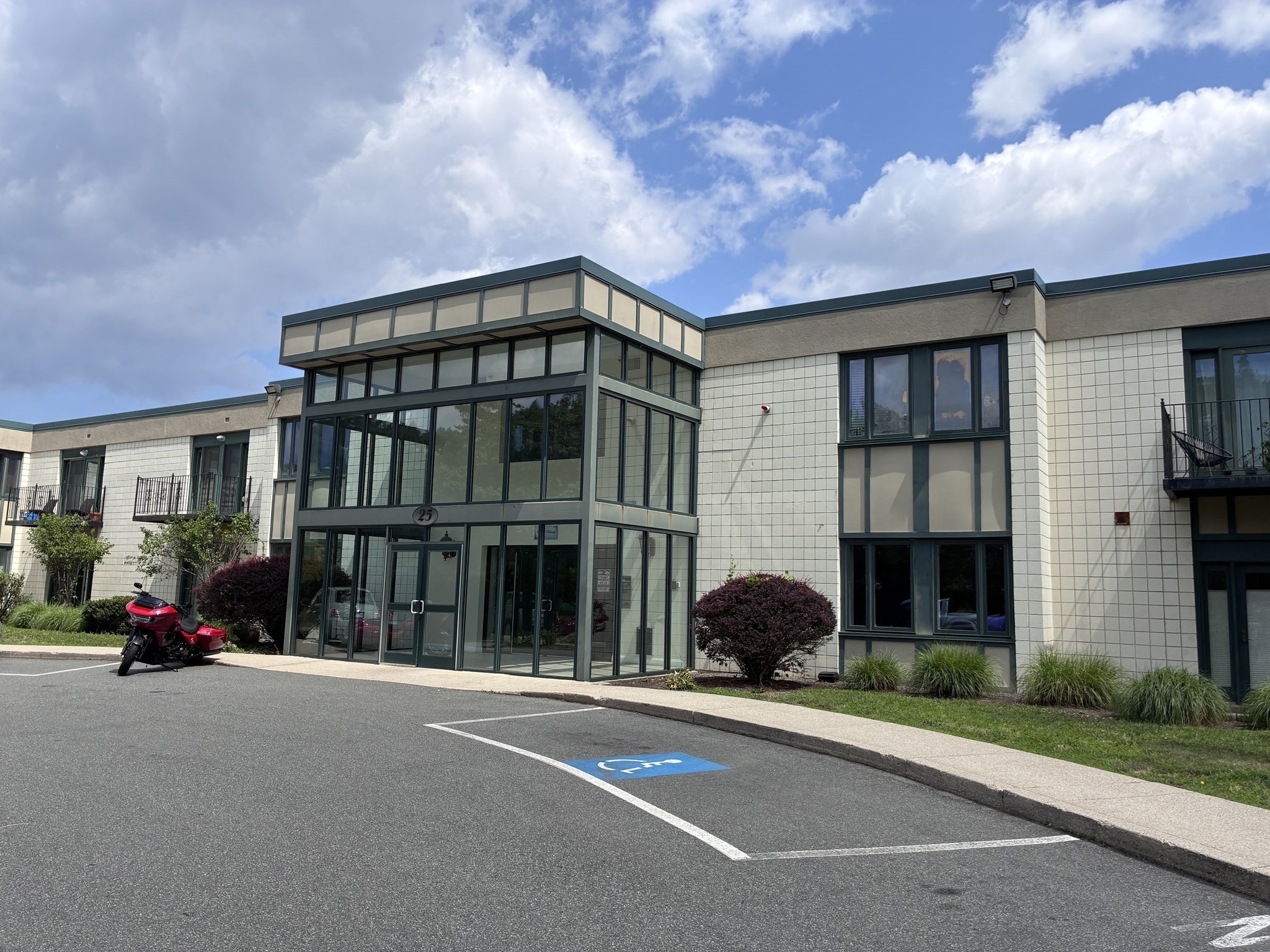 25 Alpine St Unit 7, Hyde Park, Boston, MA 02136 - Image 2