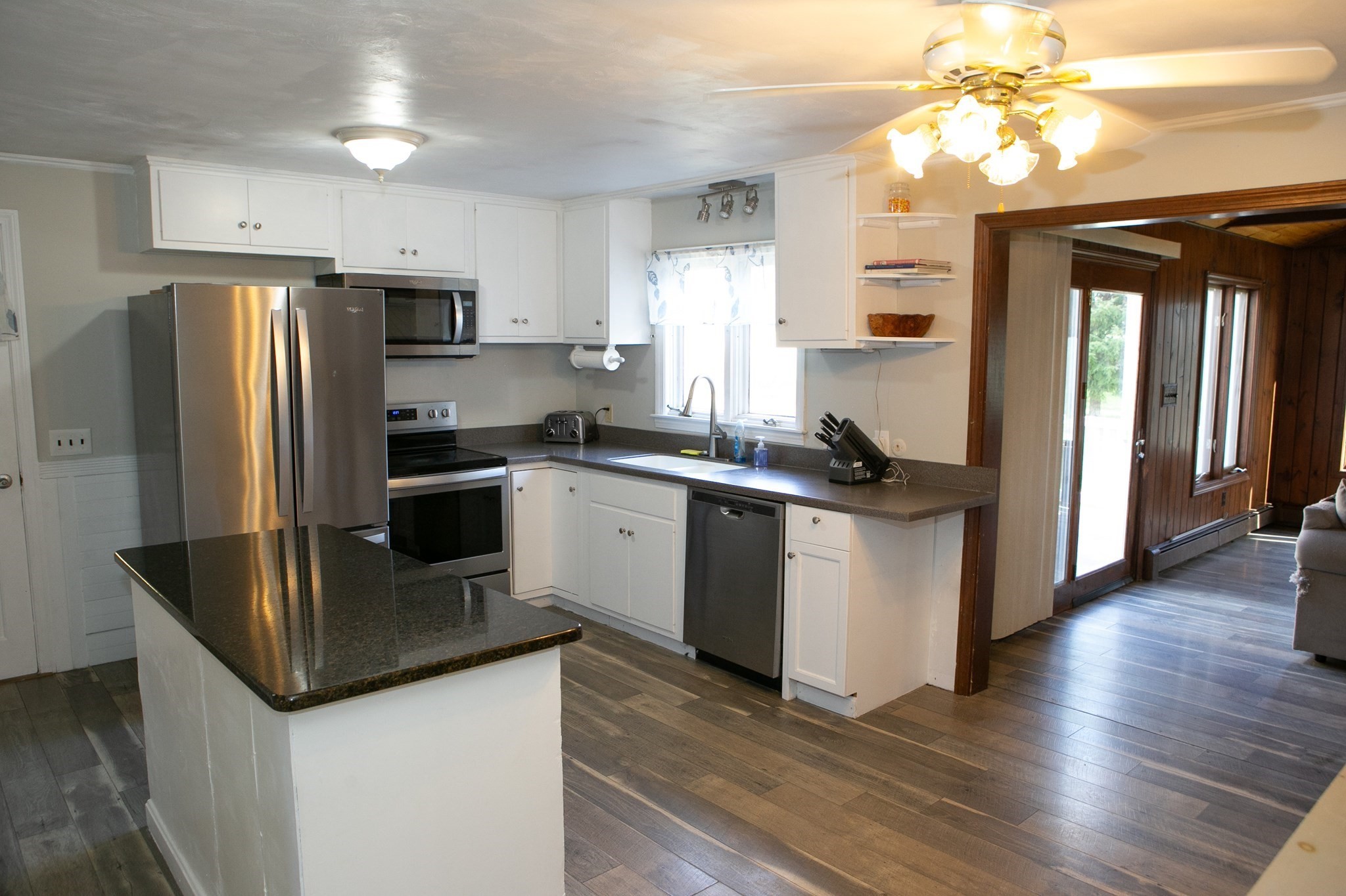 313 Lincoln Street, Leominster, MA 01453 - Image 4