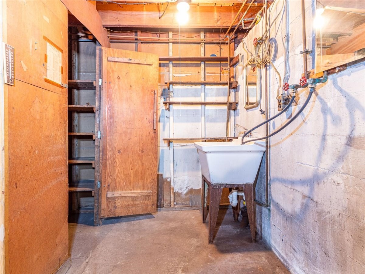 187 Vincent Rd, Dedham, MA 02026 - Image 25