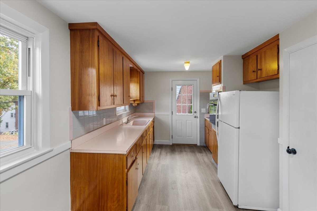 187 Vincent Rd, Dedham, MA 02026 - Image 9