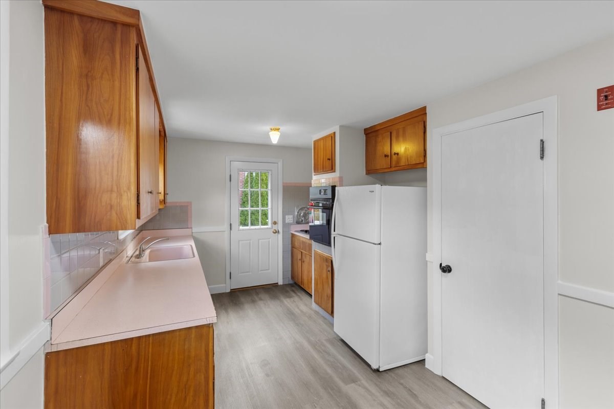 187 Vincent Rd, Dedham, MA 02026 - Image 10