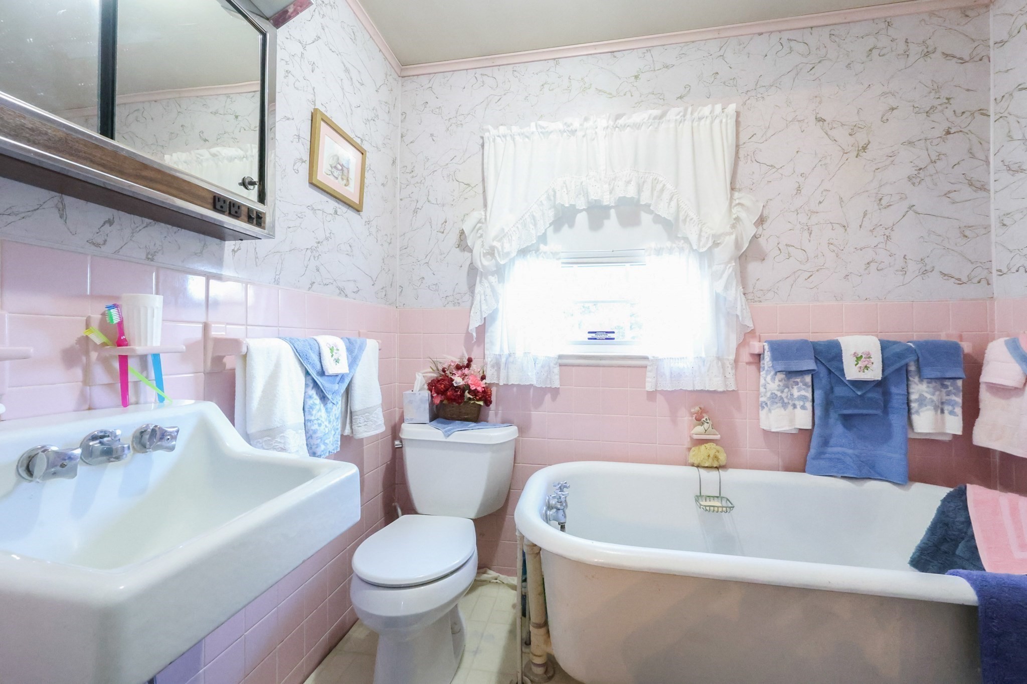 38 W Main St, Millbury, MA 01527 - Image 22