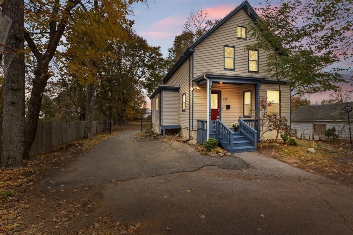 721 Pleasant Street, Brockton, MA 02301