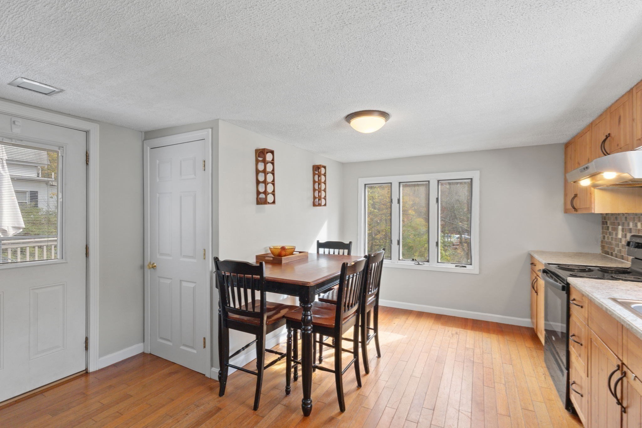322 Central St, Hudson, MA 01749 - Image 12