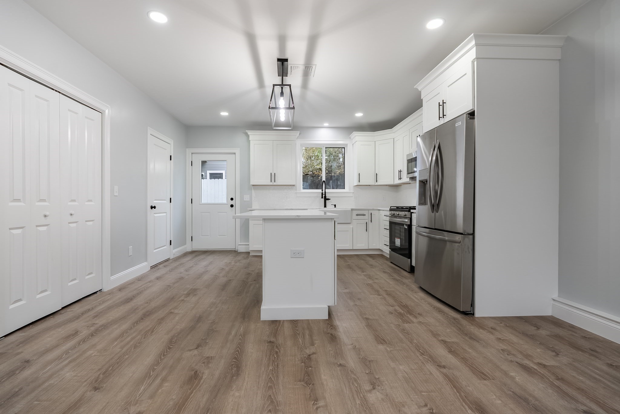 215 Earle St Unit 1, Fall River, MA 02723 - Image 6