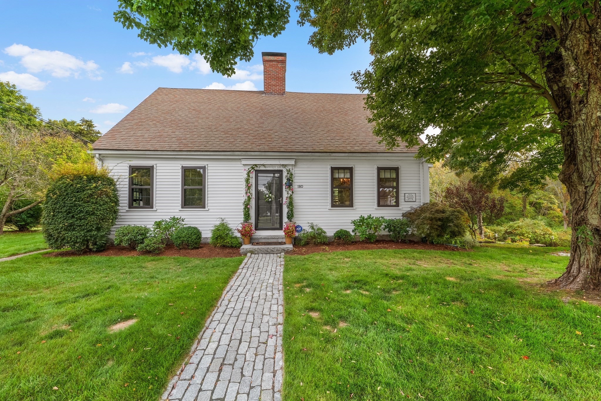 180 Elm Street, Hanover, MA 02339