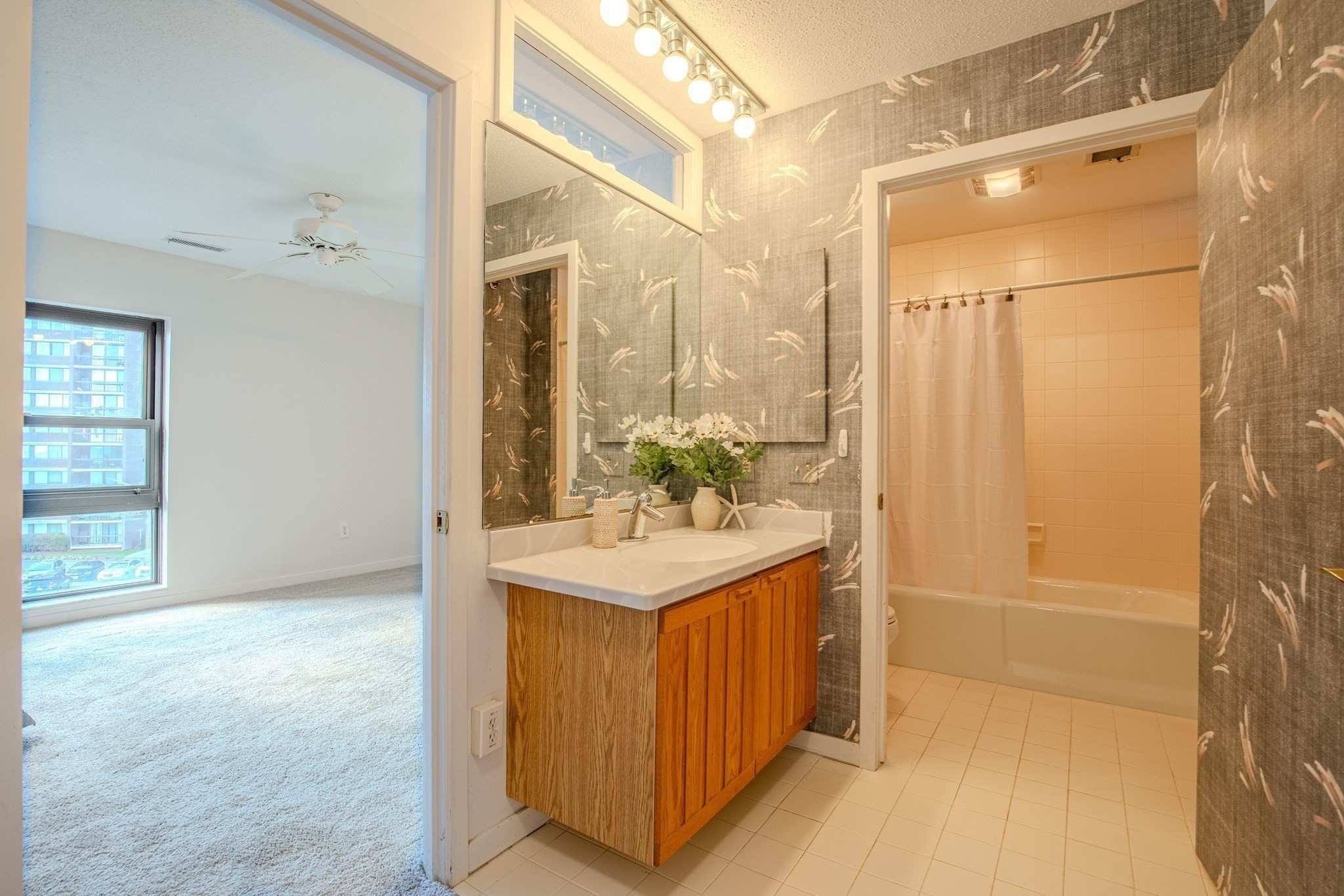 1 Seal Harbor Rd. Unit 415, Winthrop, MA 02152 - Image 28