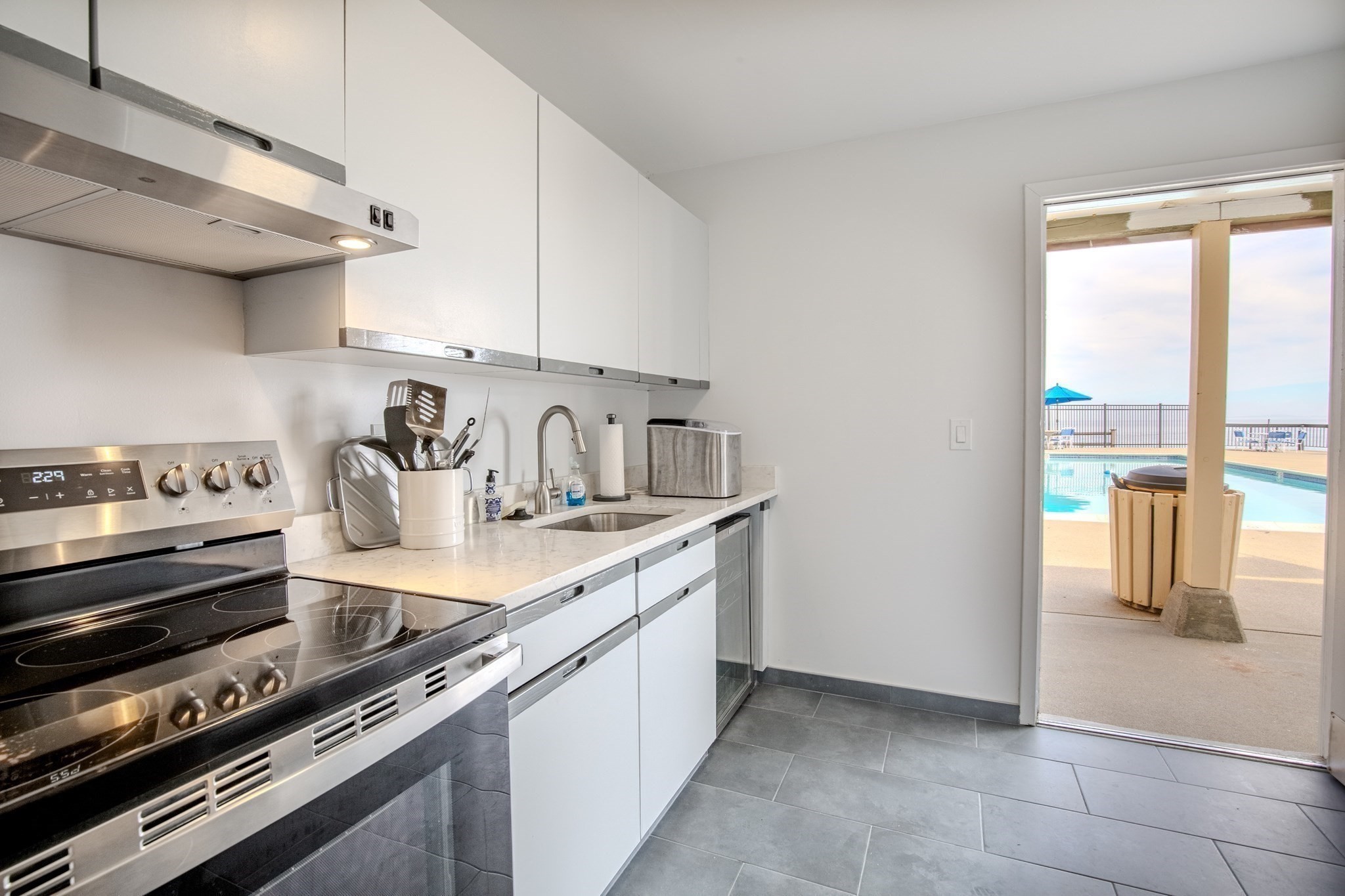 1 Seal Harbor Rd. Unit 415, Winthrop, MA 02152 - Image 39