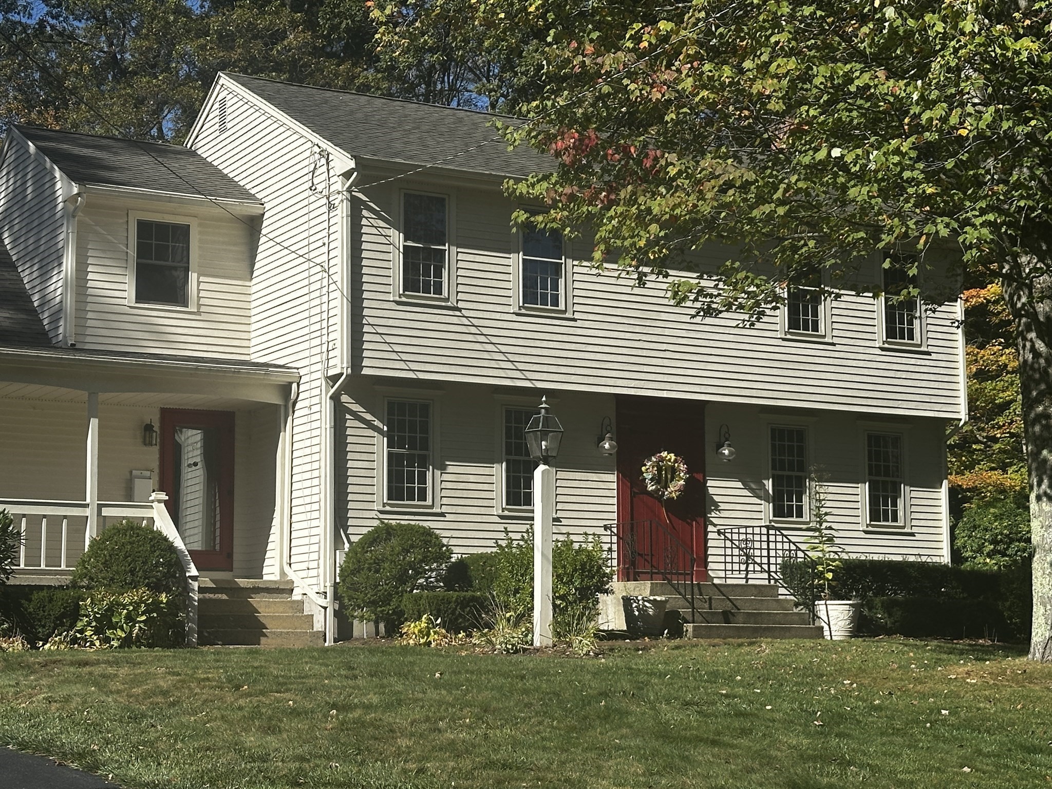 208 Irondequoit Rd, Franklin, MA 02038