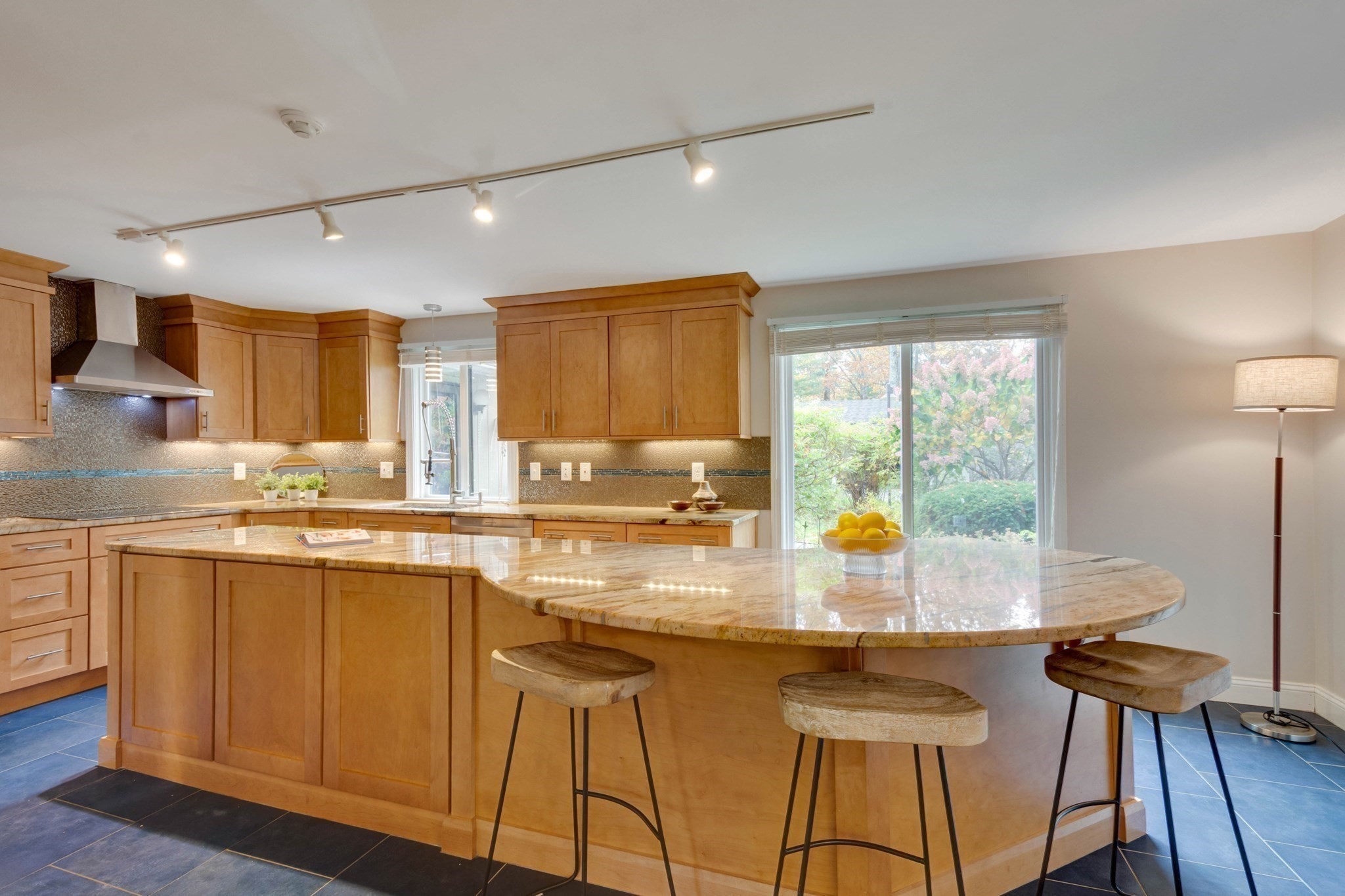 134 Chestnut Circle Unit 134, Lincoln, MA 01773 - Image 4